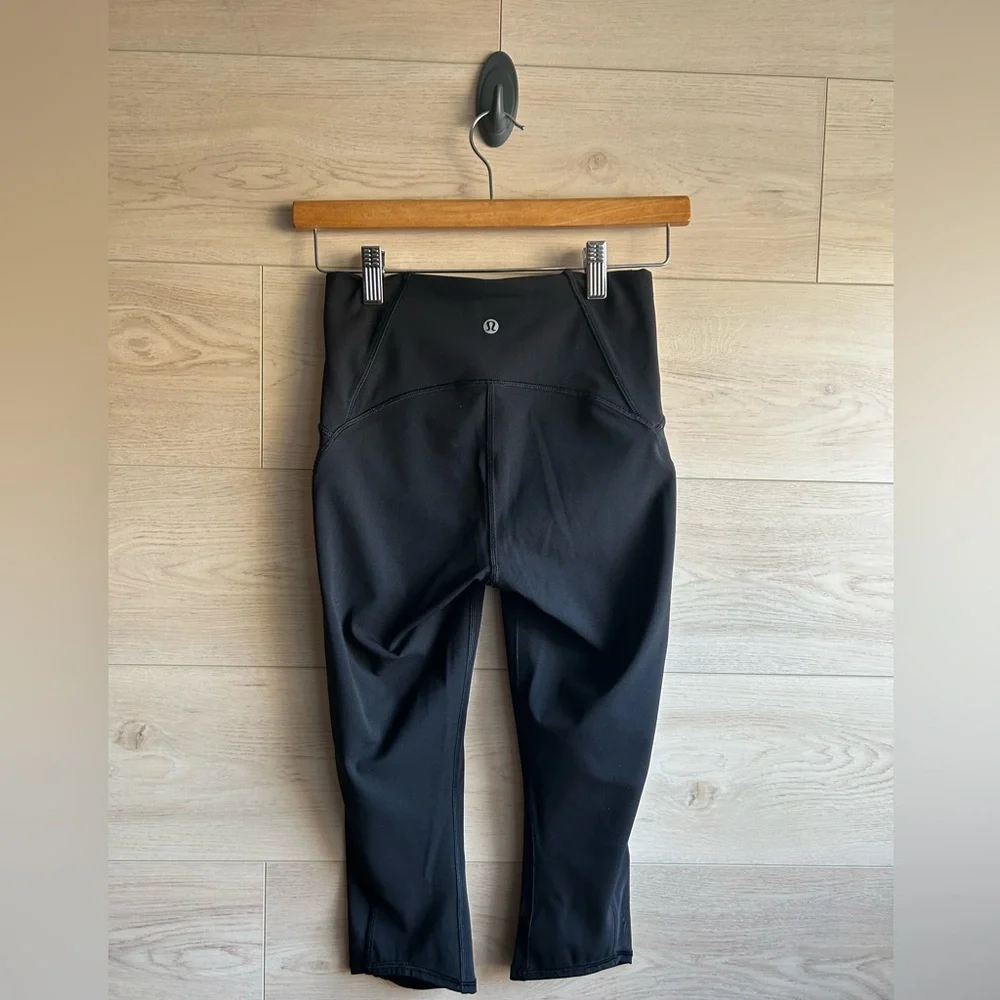 Lululemon Women’s Train Times Crop Leggings Black Size 4